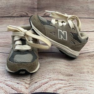 Baby Grey New Balance 990 - Size 3